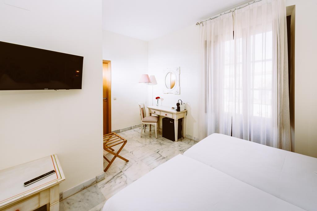סביליה Basic Hotel Dona Manuela מראה חיצוני תמונה