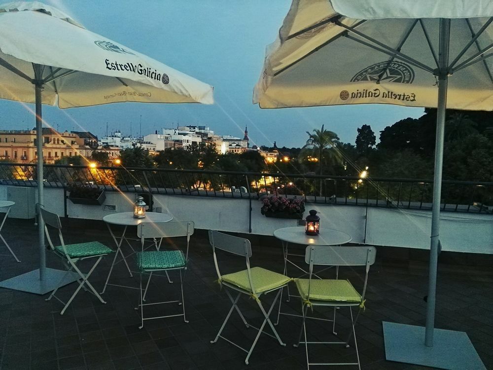 סביליה Basic Hotel Dona Manuela מראה חיצוני תמונה